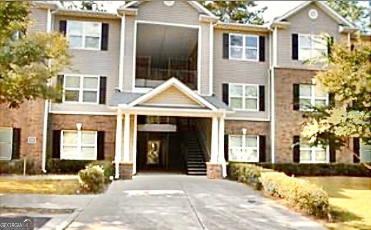 For Rent $1,600/month