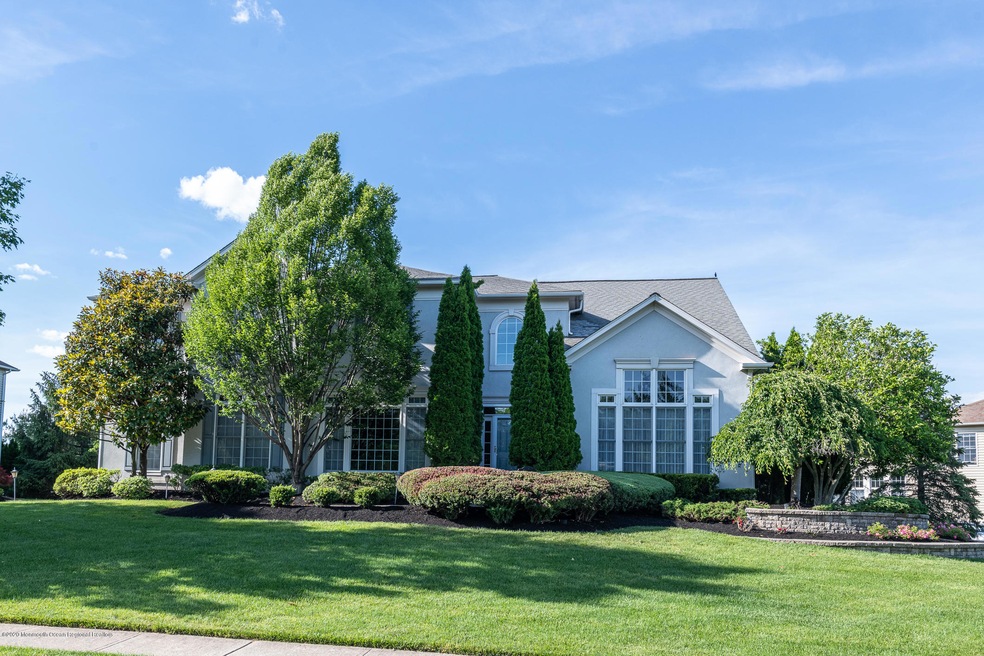 7 Crape Myrtle Dr, Holmdel, NJ 07733 - photo 1