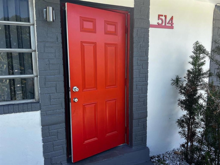 514 SW 7th St unit 4, Hallandale Beach, FL 33009 - photo 1