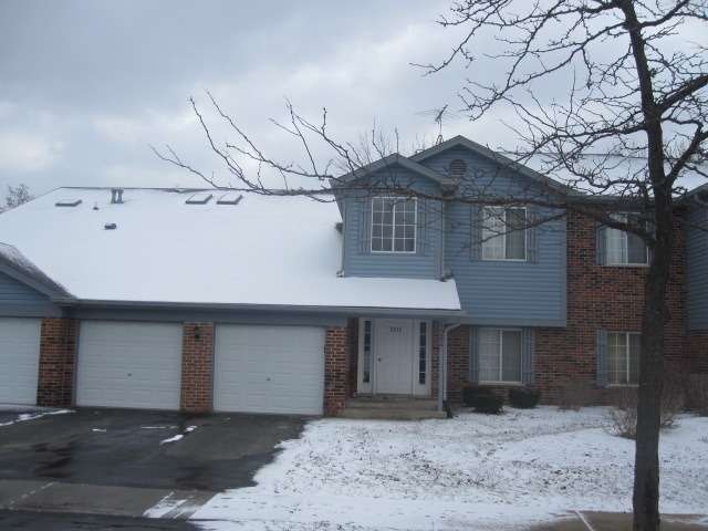 1521 Commodore Ct unit 2, Schaumburg, IL 60193 - photo 1