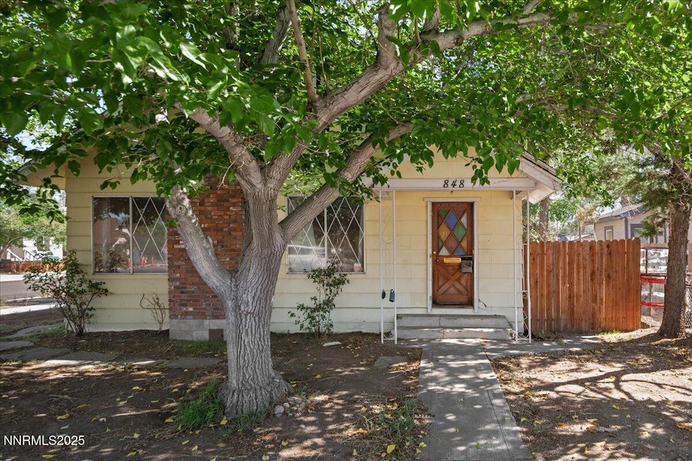 848 Rock Blvd, Sparks, NV 89431 - photo 1