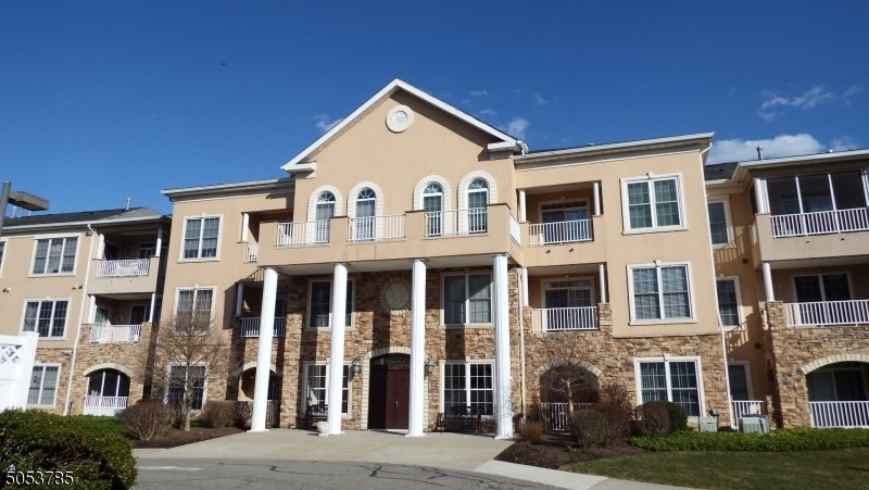 407 Cleveland Ln, Rockaway, NJ 07866 - photo 1