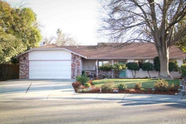 Cul de sac location in west side neighborhood