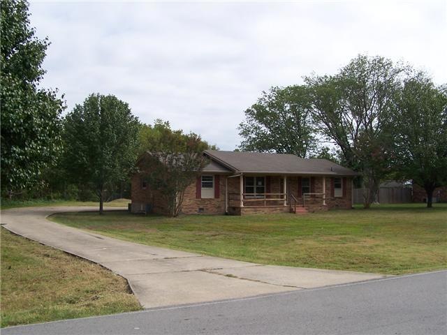 907 Phelan Dr, Lebanon, TN 37090 - photo 1