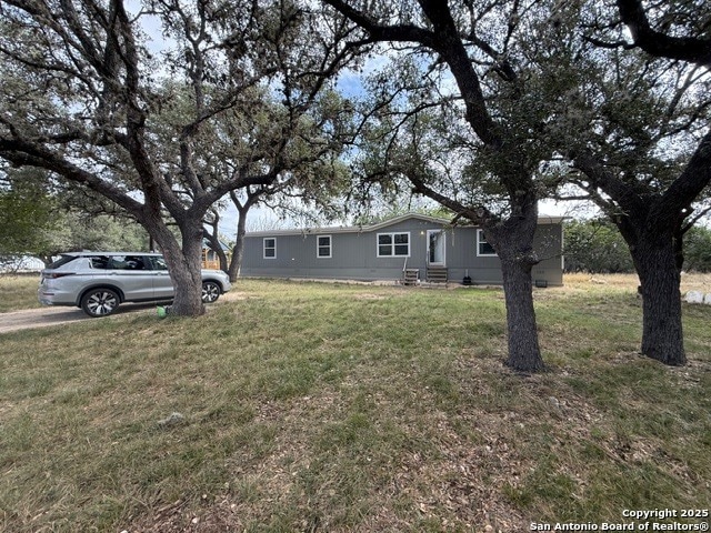450 Mills Ln, Pipe Creek, TX 78063 - photo 1