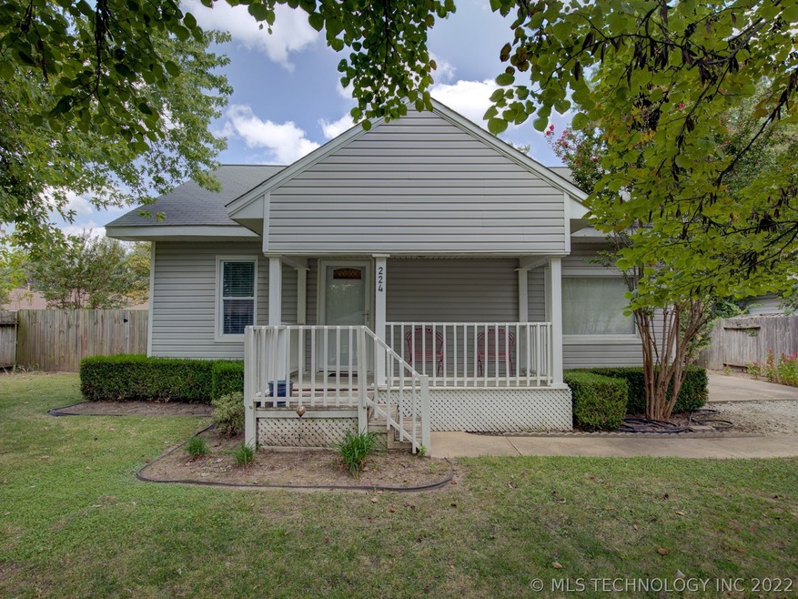 224 W Knoxville St, Broken Arrow, OK 74012 - photo 1