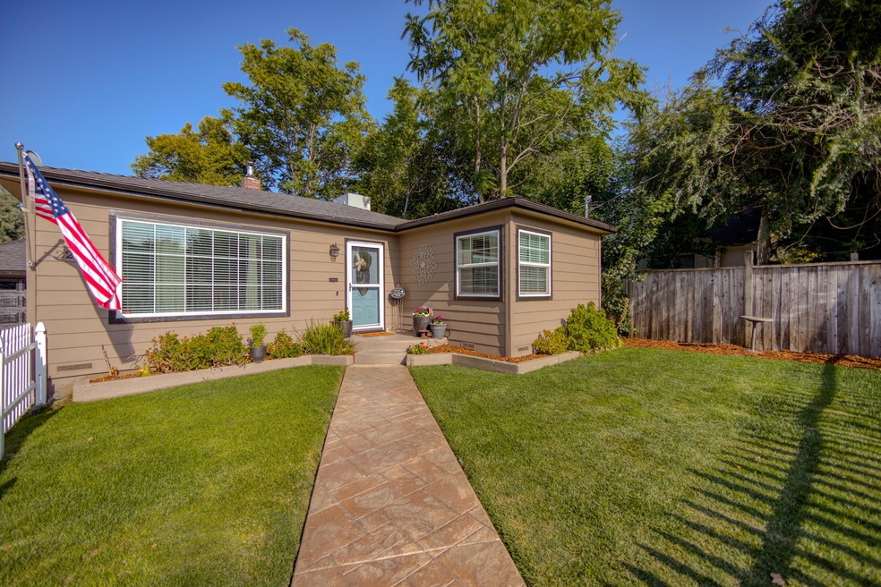 2253 California St, Redding, CA 96001 - photo 1