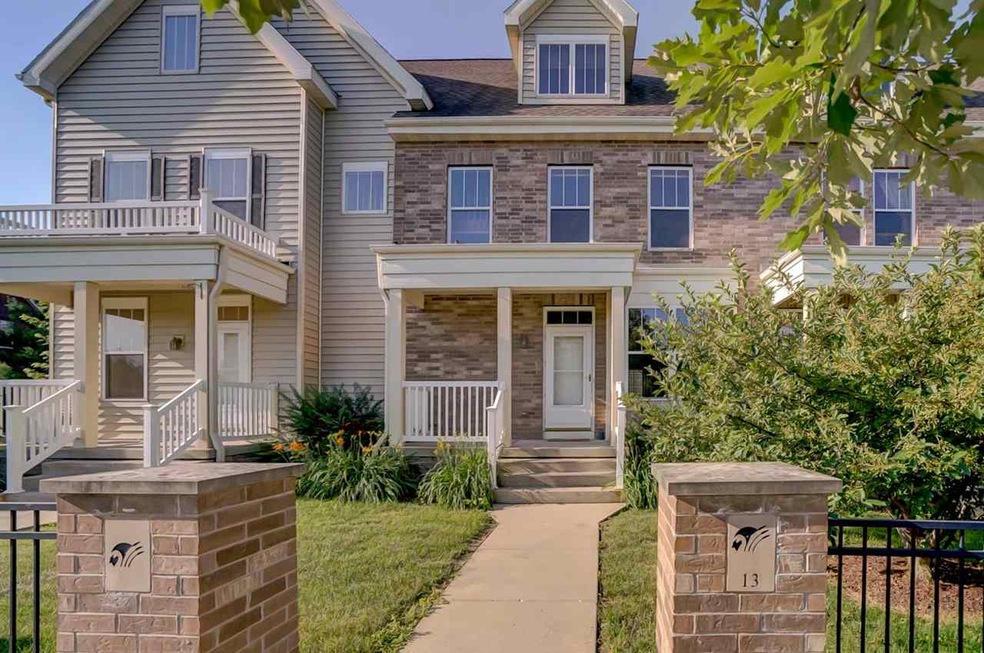 13 S Gardens Way, Fitchburg, WI 53711 - photo 1