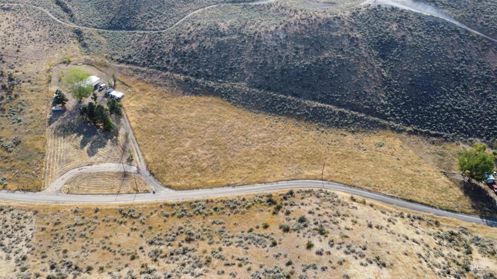 1550 Thousand Springs Rd, Weiser, ID 83672 - photo 1