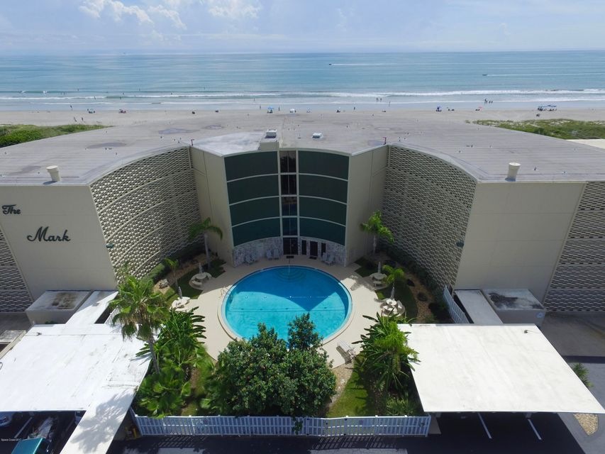 Beachside Living
