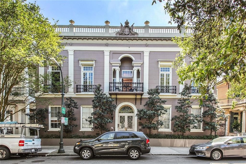 1020 Esplanade Ave unit 204, New Orleans, LA 70116 - photo 1