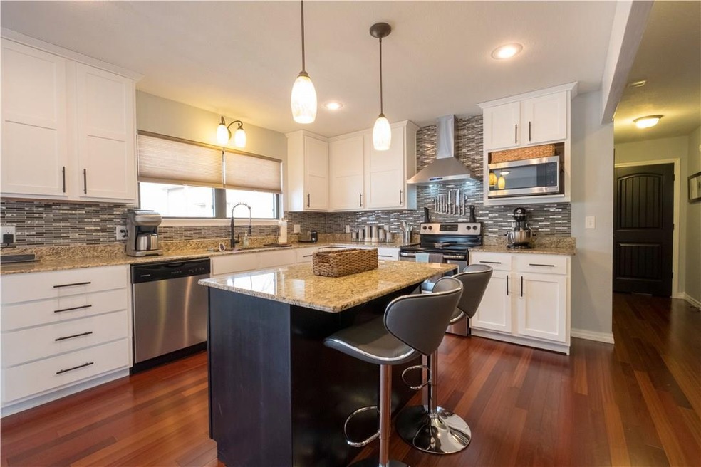 3 Basore Dr, Bella Vista, AR 72715 - photo 1