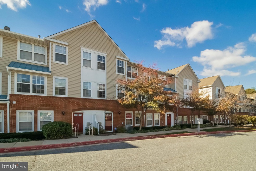 6251 Sandpiper Ct, Elkridge, MD 21075 - photo 1