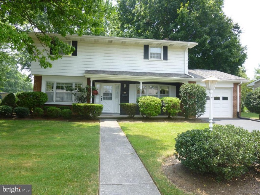 22 Lynwood Dr, Palmyra, PA 17078 - photo 1
