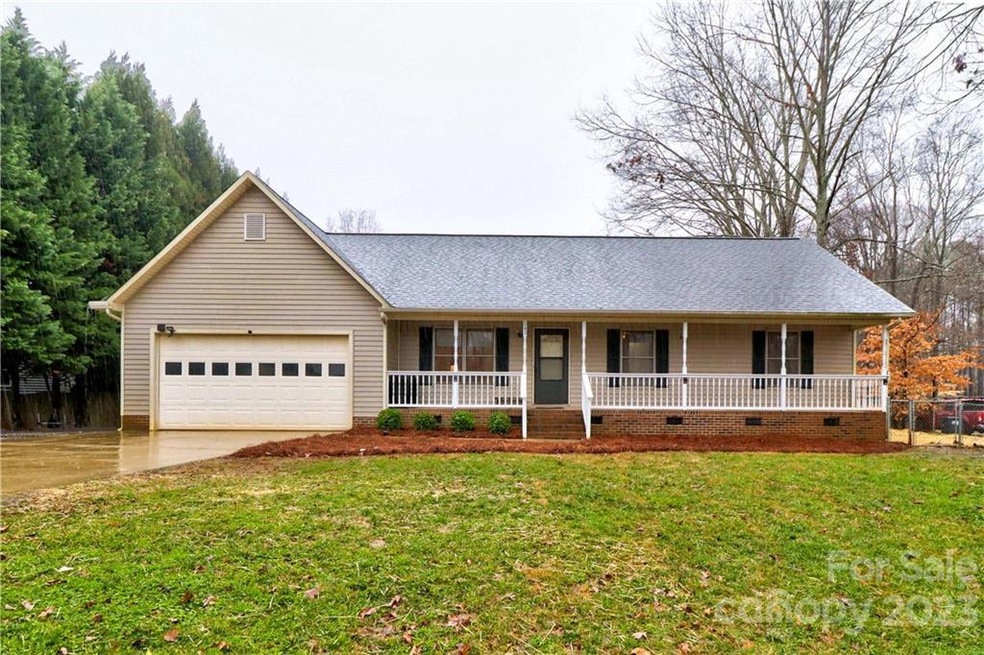 143 Antler Dr, Statesville, NC 28625 - photo 1