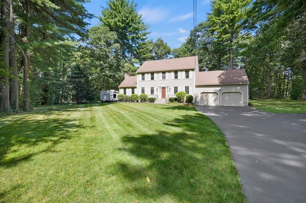 36 Bellingham St, Mendon, MA 01756 - photo 1