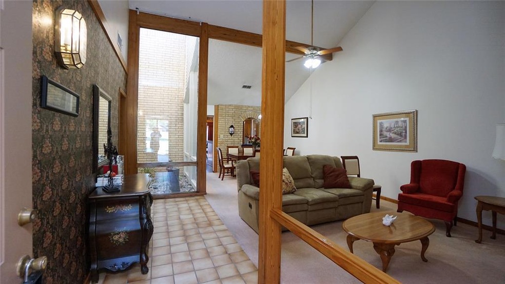 801 W Russell Ave unit 107, Bonham, TX 75418 - photo 1