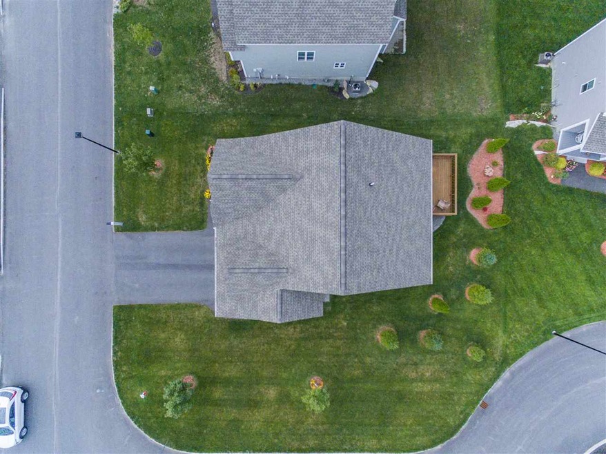 17 Adelaide Ave, Nashua, NH 03064 - photo 1