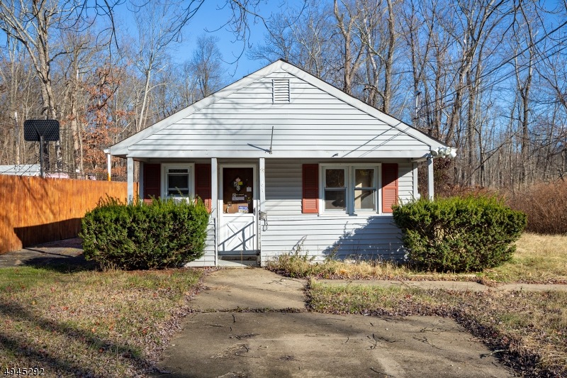 64 Mase Rd, Jefferson, NJ 07849 - photo 1