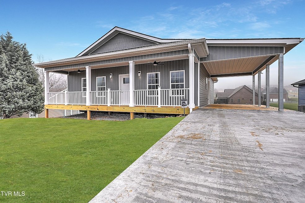 1797 Rock Springs Rd, Kingsport, TN 37664 - photo 1