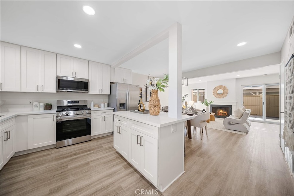 49 Thicket unit 36, Irvine, CA 92614 - photo 1