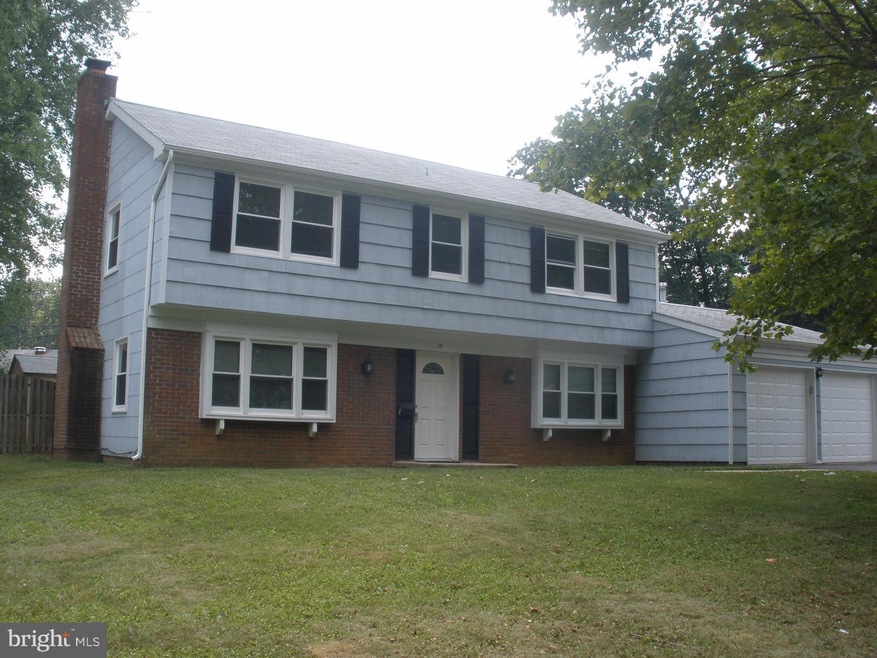 15 Elsin Ln, Willingboro, NJ 08046 - photo 1