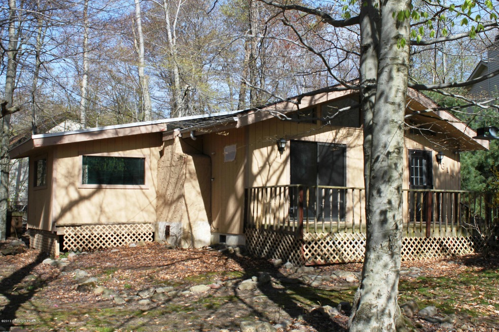 7080 Boulder Ct, Tobyhanna, PA 18466 - photo 1