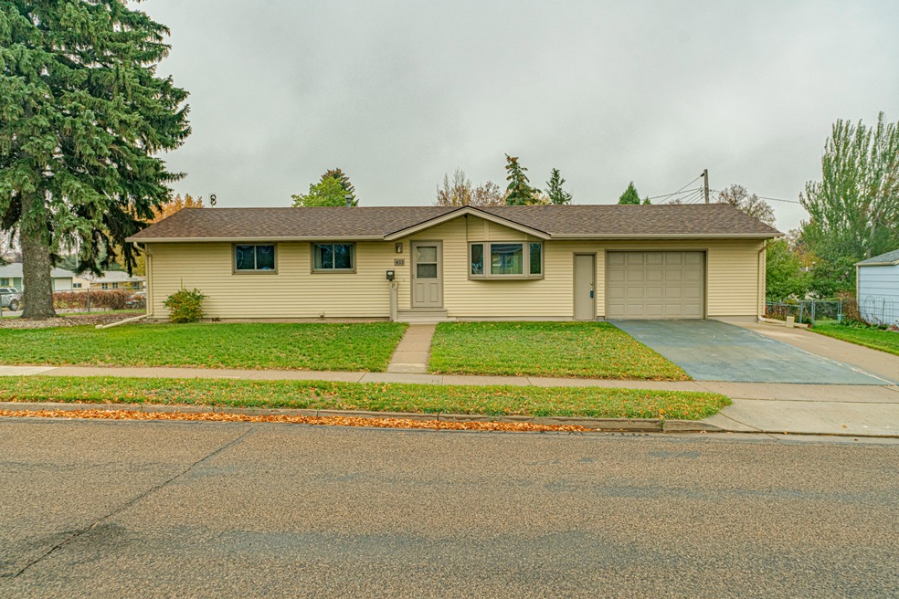 433ETurnpikeAve_0040