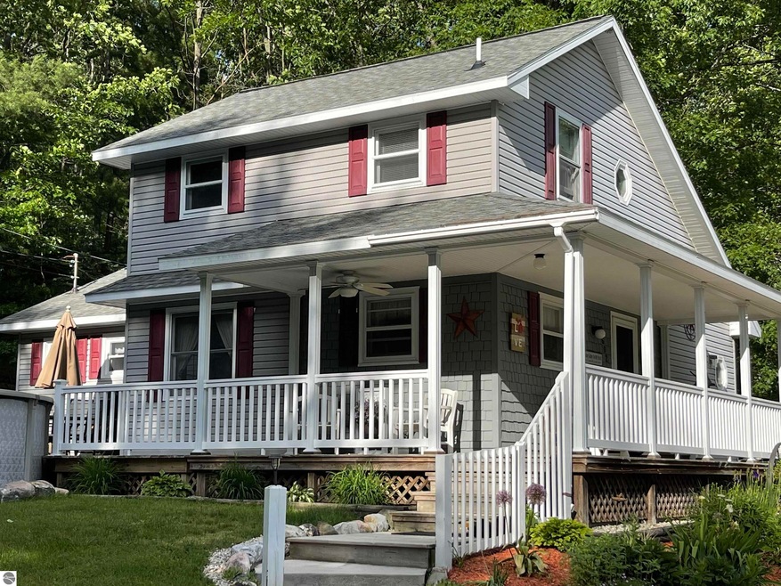 5602 E Townline Lake Rd, Harrison, MI 48625 - photo 1