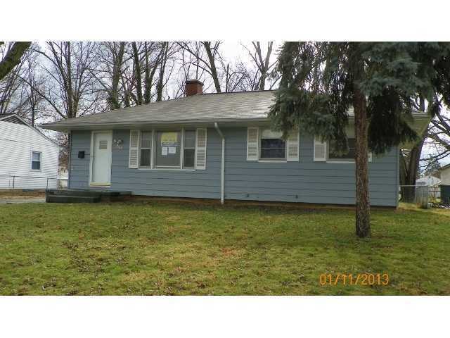 2213 Ashley Dr, Columbus, OH 43224 - photo 1