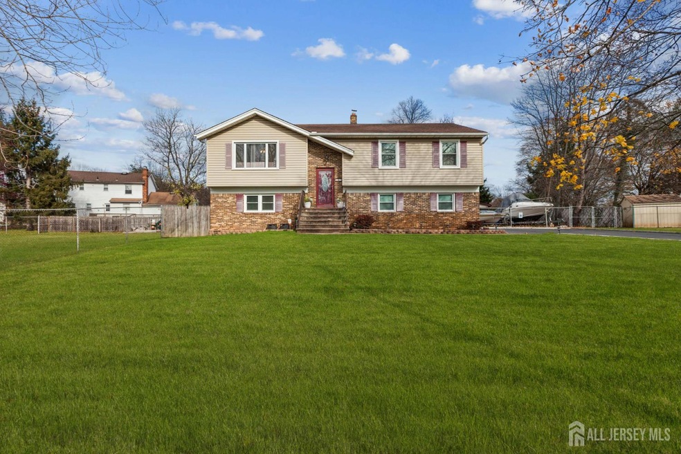 27 Dorset Ct, Somerset, NJ 08873 - photo 1