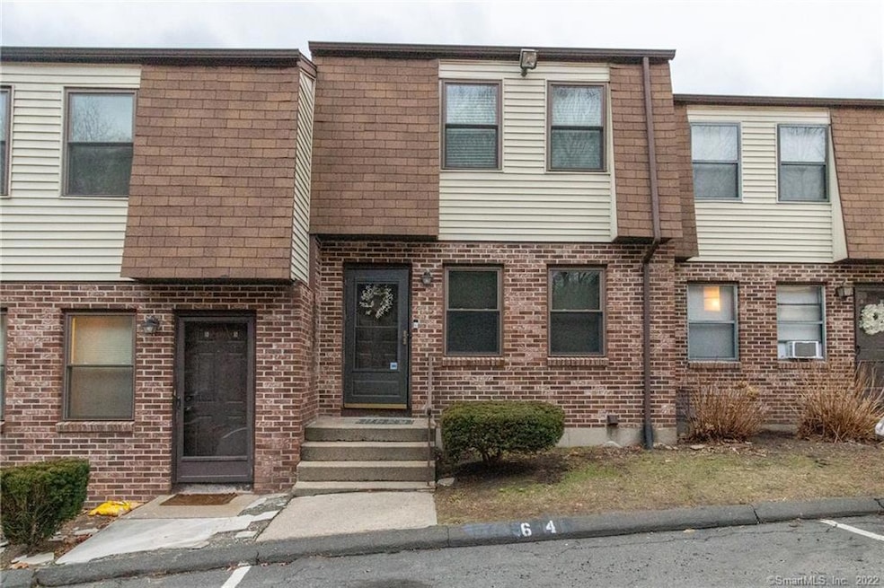 488 Perkins Ave unit 6-4, Waterbury, CT 06704 - photo 1