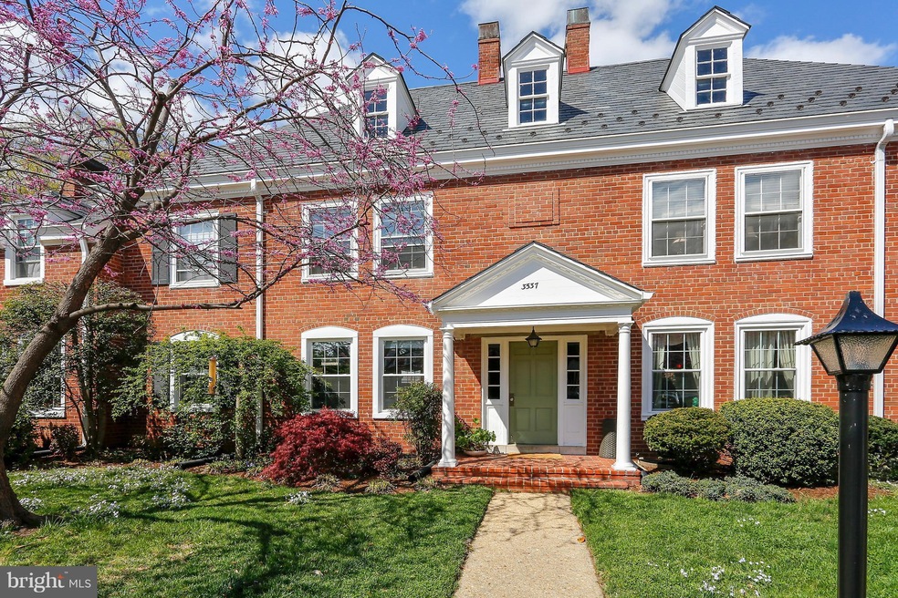 3537 S Stafford St unit A1, Arlington, VA 22206 - photo 1