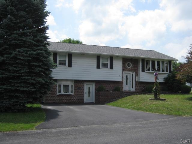 123 Cumberland Ave, Tamaqua, PA 18252 - photo 1