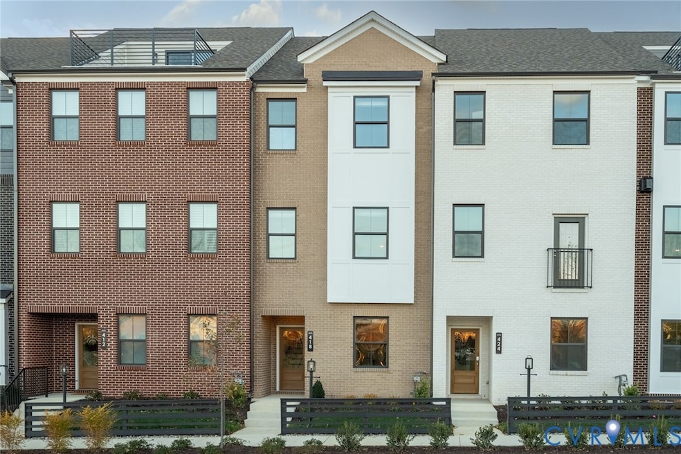 231 Golden Haze Aly unit 6-1, Midlothian, VA 23113 - photo 1