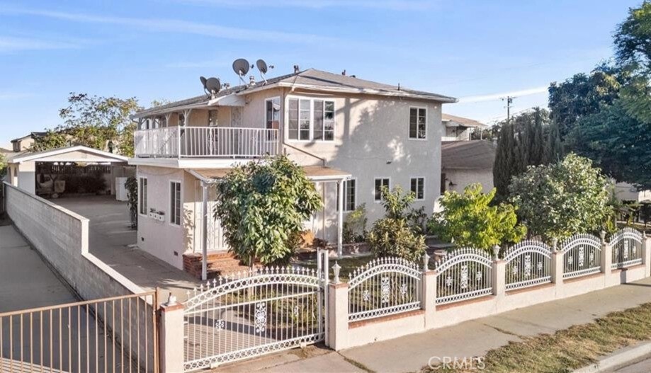 510 S Tamarind Ave, Compton, CA 90220 - photo 1