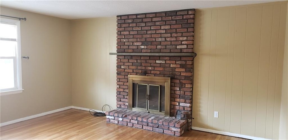 601 Broad St unit A, Cumberland, RI 02864 - photo 1