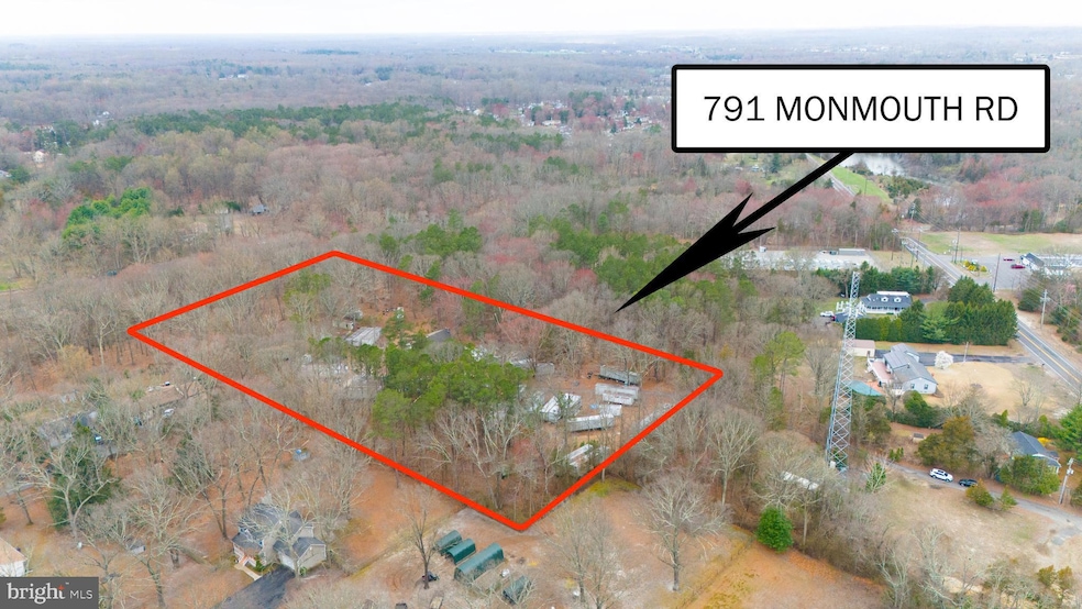 791 Monmouth Rd, Cream Ridge, NJ 08514 - photo 1