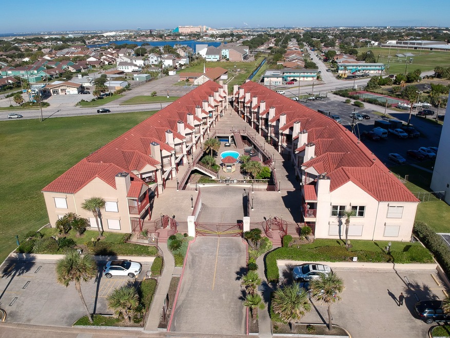 7312 Seawall Blvd unit 115, Galveston, TX 77551 - photo 1