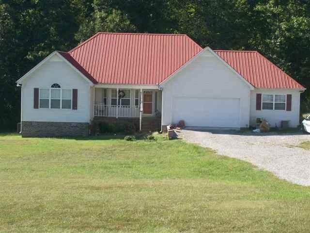 412 Snow Hollow Ln, McMinnville, TN 37110 - photo 1