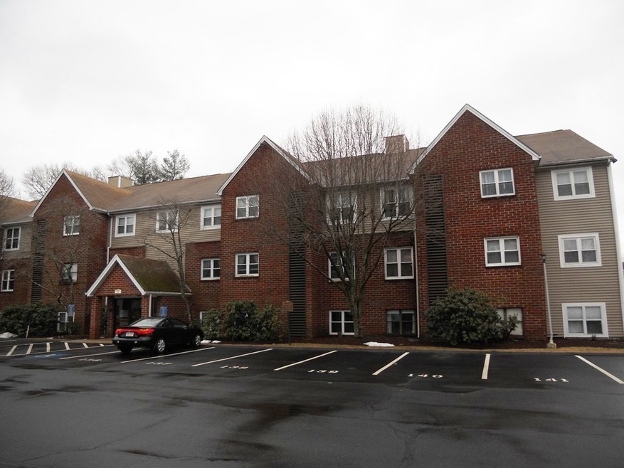 25 Longworth Ave unit 11, Brockton, MA 02301 - photo 1