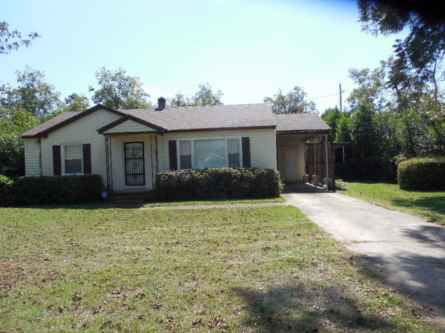 1814 W Whitney Ave, Albany, GA 31707 - photo 1