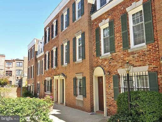 1815 Biltmore St NW unit 7, Washington, DC 20009 - photo 1