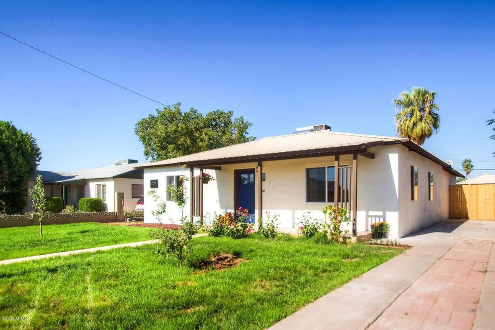 1934 W Earll Dr Phoenix AZ-large-002-Ext