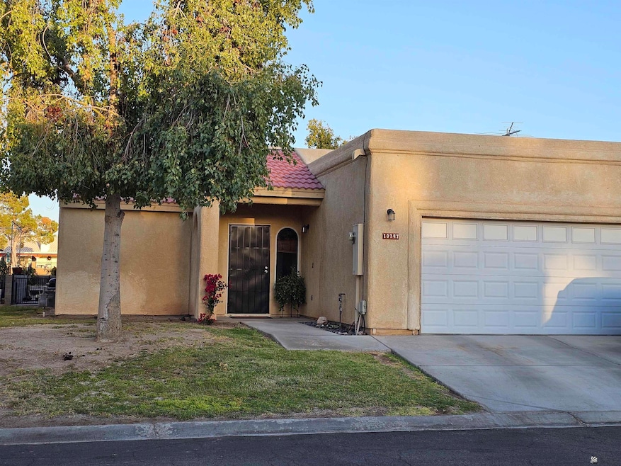 10747 S Calle Raquel, Yuma, AZ 85367 - photo 1