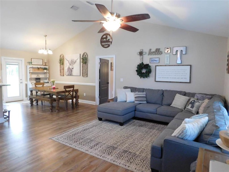 44 Crawford Ave, Crawfordville, FL 32327 - photo 1