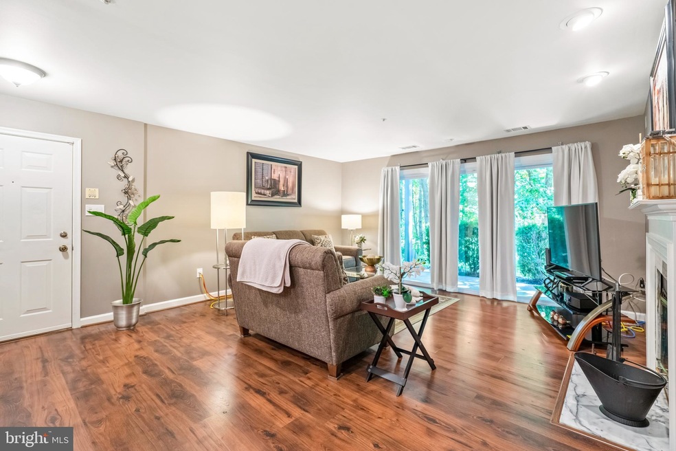 3301 Sir Thomas Dr unit 13, Silver Spring, MD 20904 - photo 1