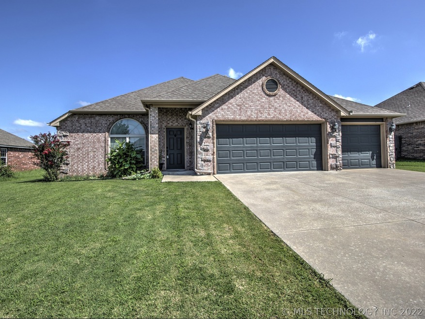 3212 E Gillette St, Broken Arrow, OK 74014 - photo 1