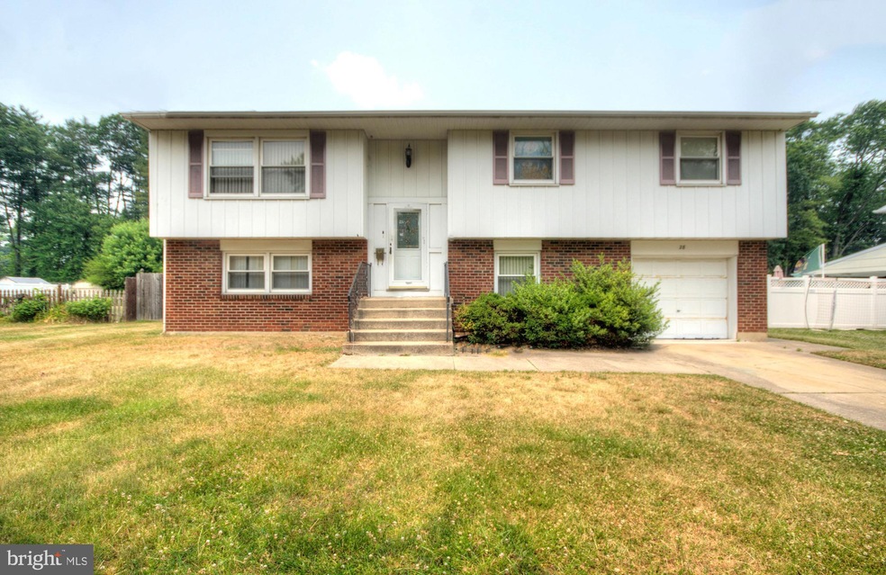 28 Biscayne Blvd, West Deptford, NJ 08096 - photo 1
