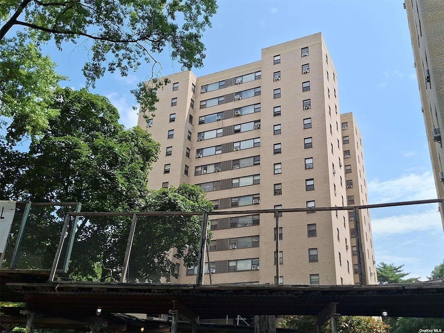 Fordham Hill Oval unit 2G, Bronx, NY 10468 - photo 1